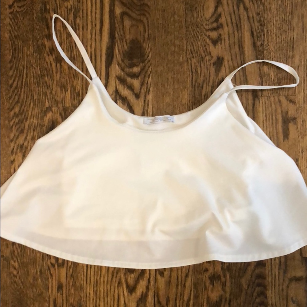 White cropped tank top from Zara!